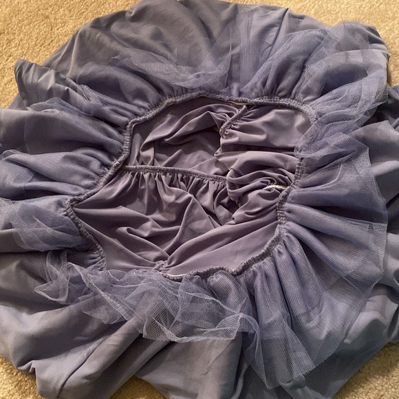 Venus dress EXTREMELY sexy and form fitting - Picture 8 of 9